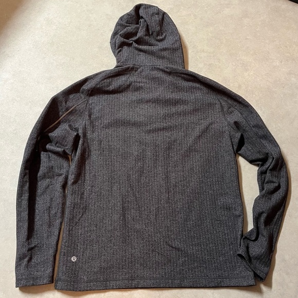 Lululemon Herringbone Zip Up Jacket
LARGE. 1/4 zip - Picture 5 of 8